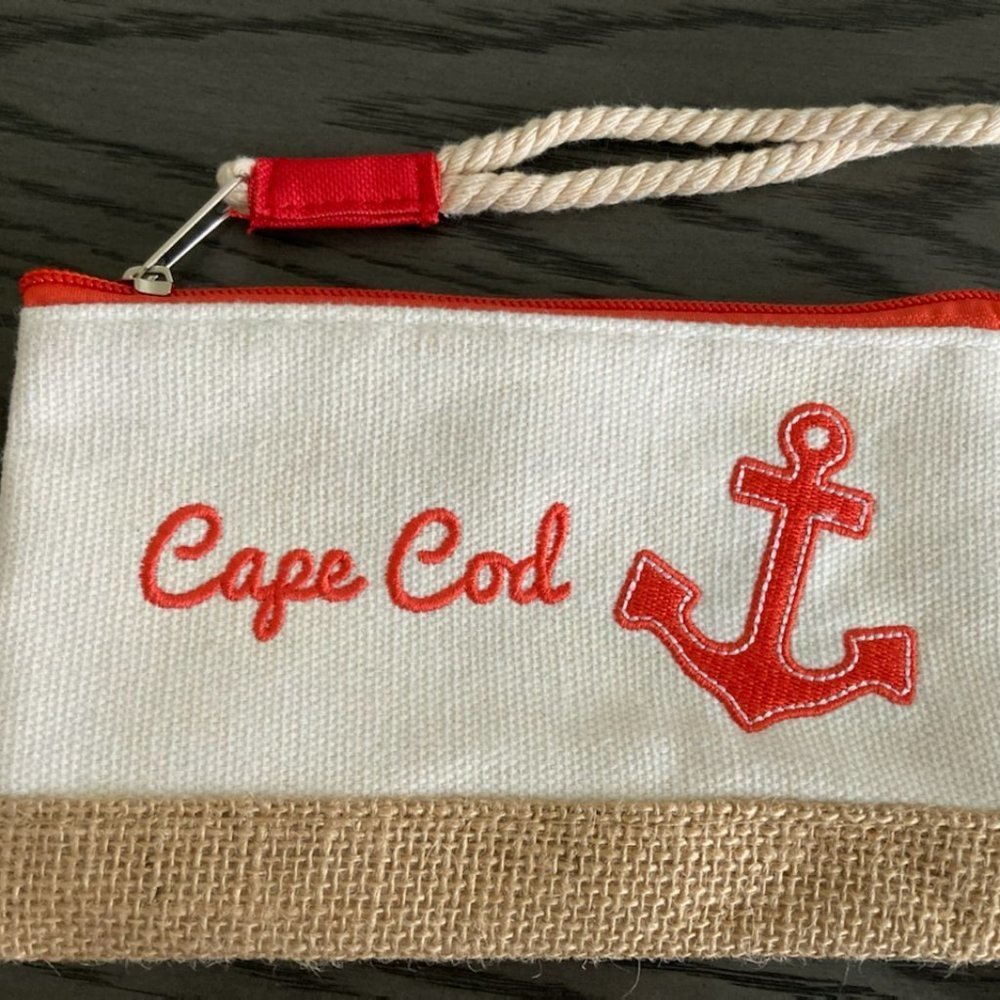 NWOT CAPE COD CANVAS WRISTLET